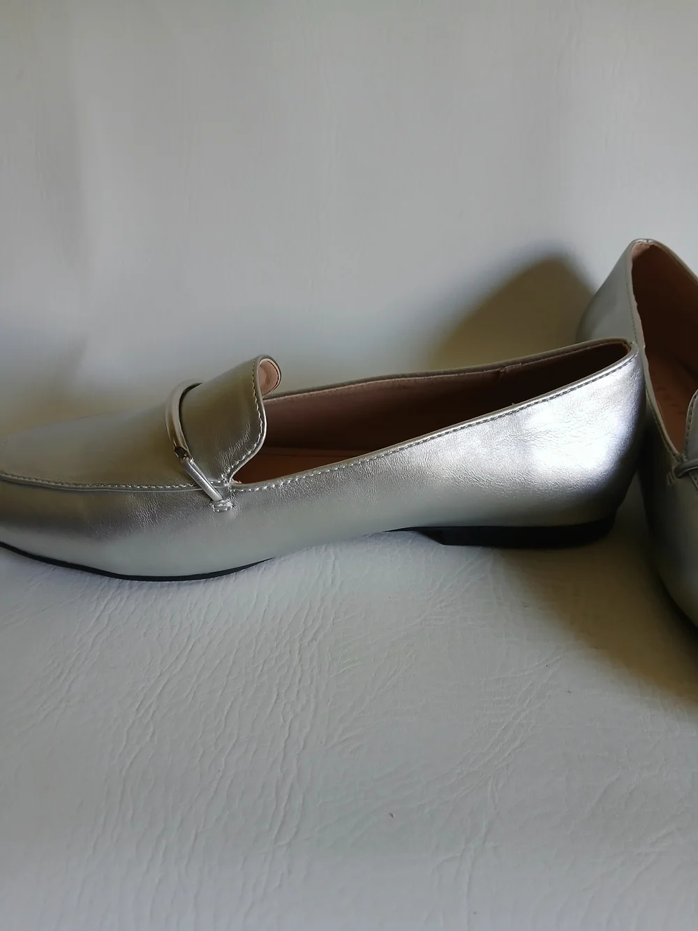 Journee Collection Silver Metallic Slip-On Loafers Sz11M